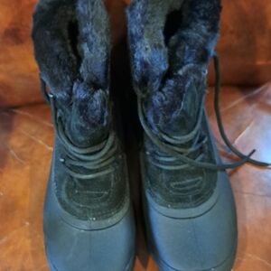 New Sorel Snow Angel Boots, Size 11
